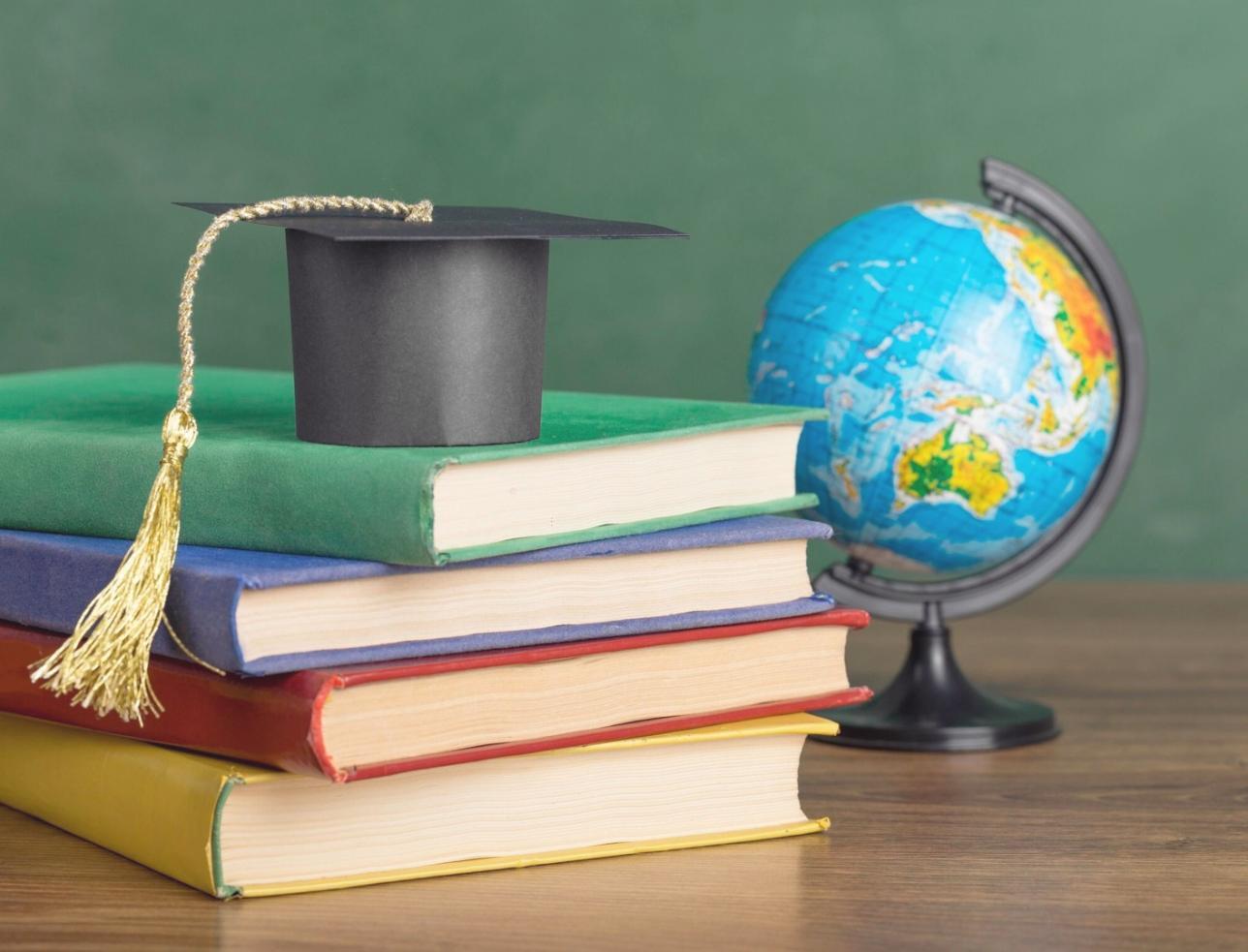 Estudiantes participando en sesión de aprendizaje flexible